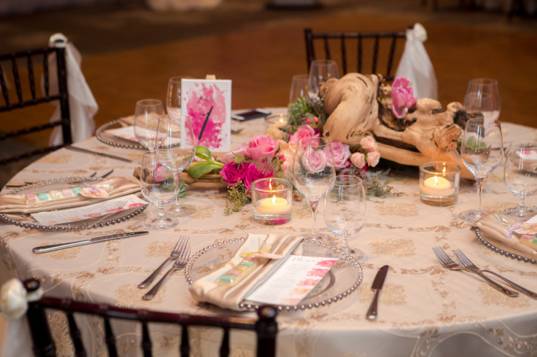Vintage Hotels Wedding, Lush Florals, Niagara wedding florist
